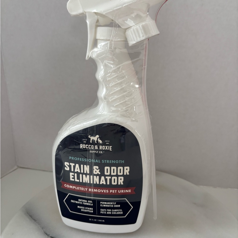 Rocco & Roxie Stain & Odor Eliminator Spray
